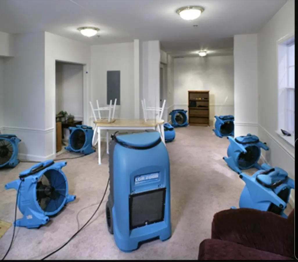 Air movers and dehumidifier setup for Water Extraction & Removal in Fostoria